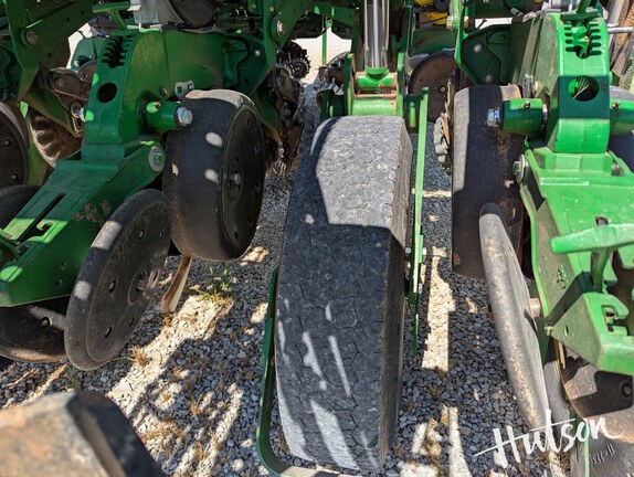 Photo of 2012 John Deere 1790