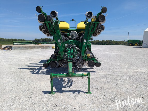 Photo of 2012 John Deere 1790