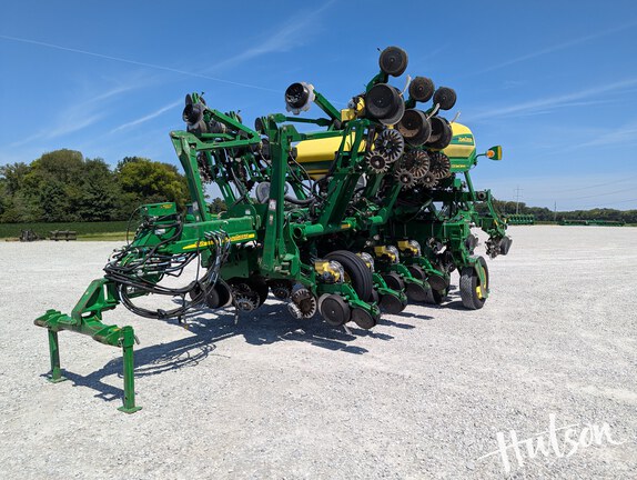 Photo of 2012 John Deere 1790