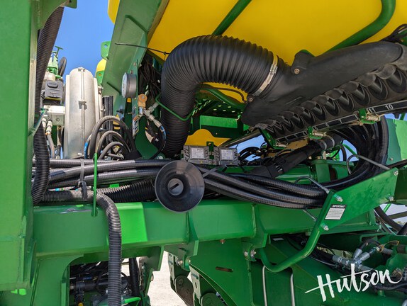 Photo of 2012 John Deere 1790