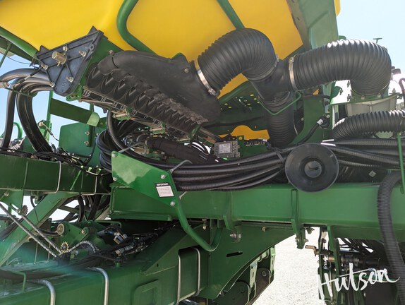 Photo of 2012 John Deere 1790
