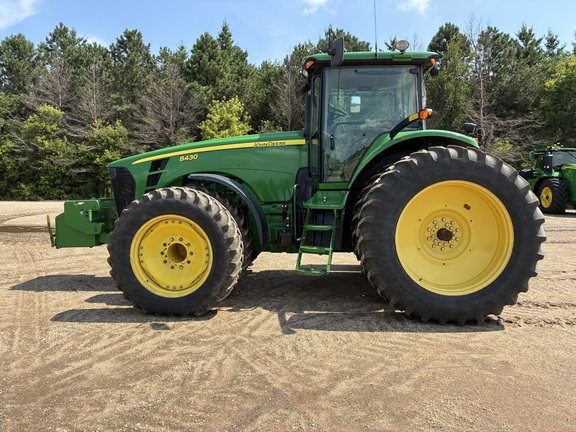 2009 John Deere 8430 - Photo8