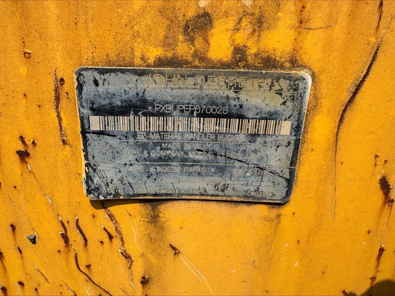 2023 John Deere 744 P