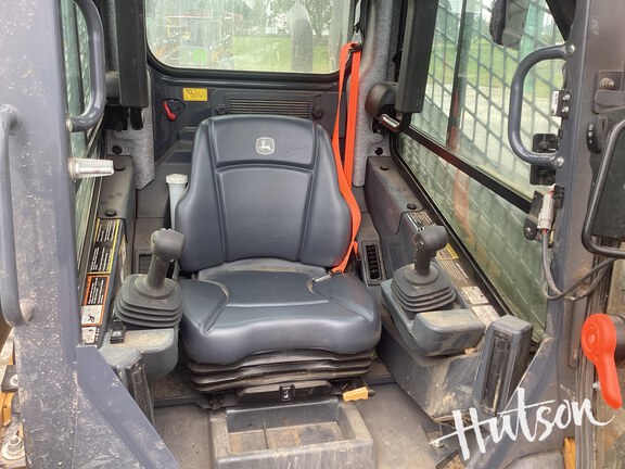 Photo of 2026 John Deere 325G