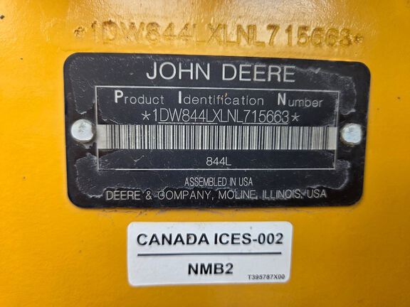 2022 John Deere 844L