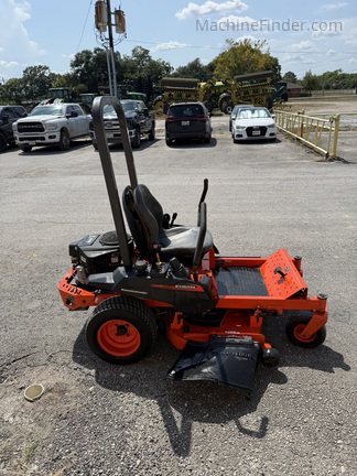 Kubota Z122R | Zero-Turn Mowers | MachineFinder