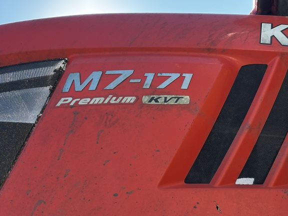 Used 2016 Kubota M7-171 Row Crop Tractors at Horizon Ag & Turf in St. Paul, AB - Photo16