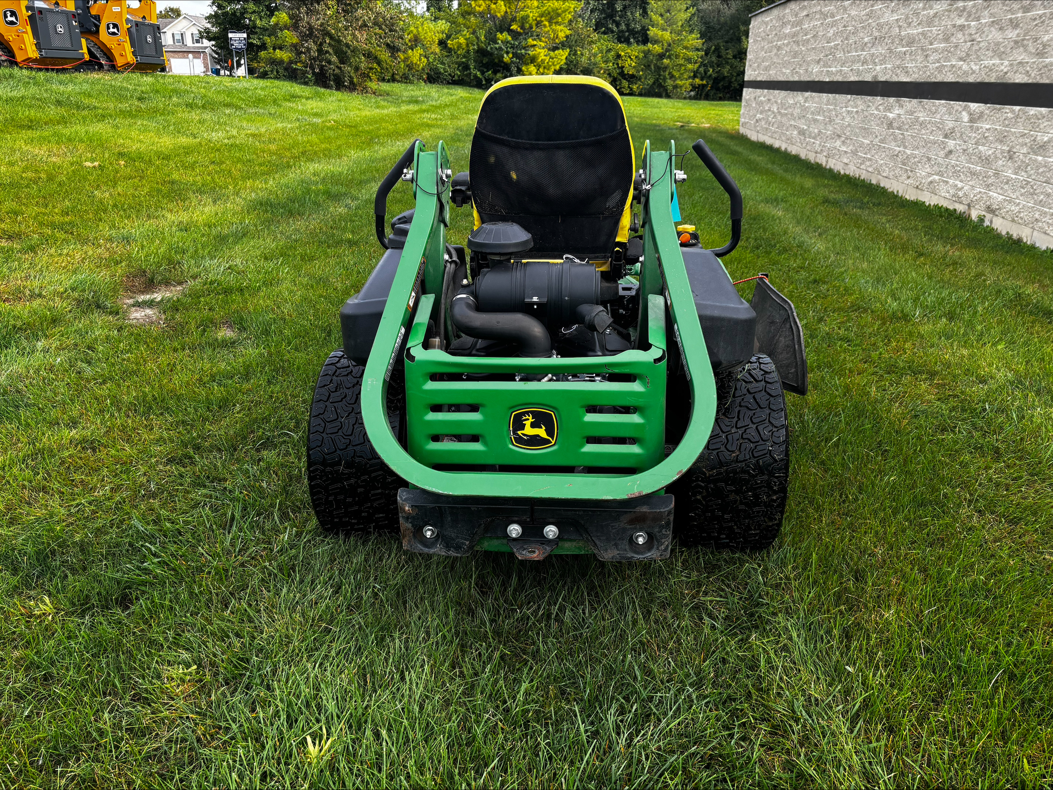 Used 2021 John Deere Z930M Zero Turn Mowers at Koenig Equipment in Tipp City, OH - PhotoXL4