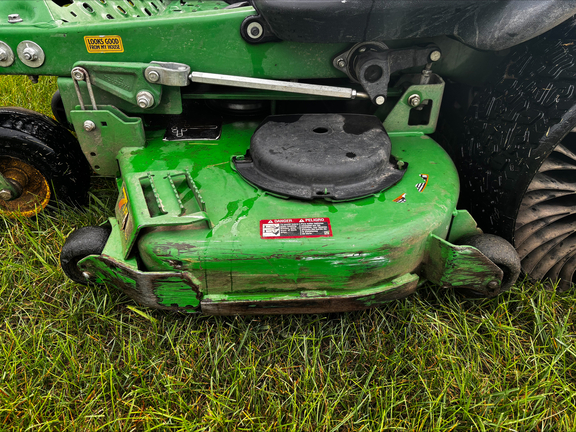 Used 2021 John Deere Z930M Zero Turn Mowers at Koenig Equipment in Tipp City, OH - Photo6