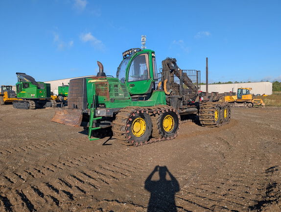2017 John Deere 1910G
