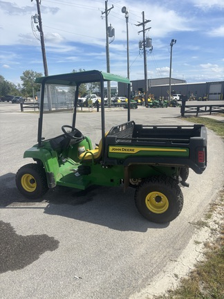 2022 John-Deere TX 4X2