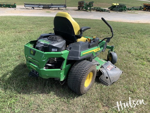 Photo of 2023 John Deere Z330R