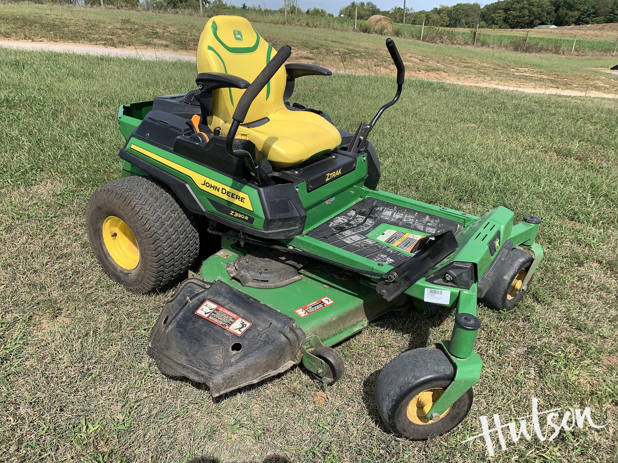 2023 John Deere Z330R