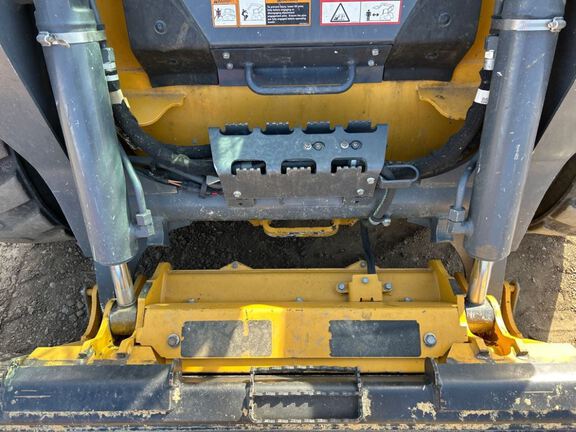2025 John Deere 330P