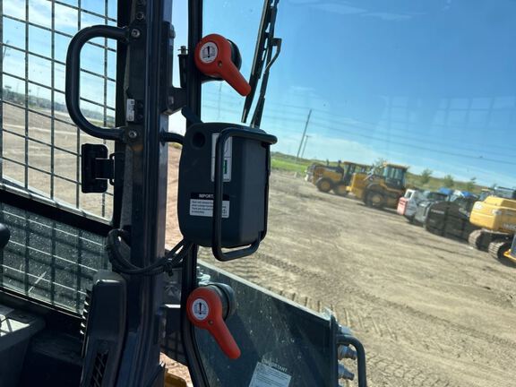 2025 John Deere 330P