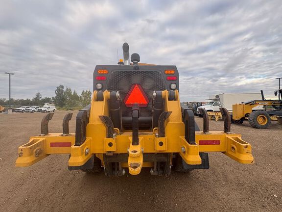 2021 John Deere 772G