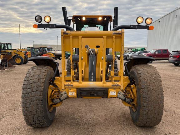 2021 John Deere 772G