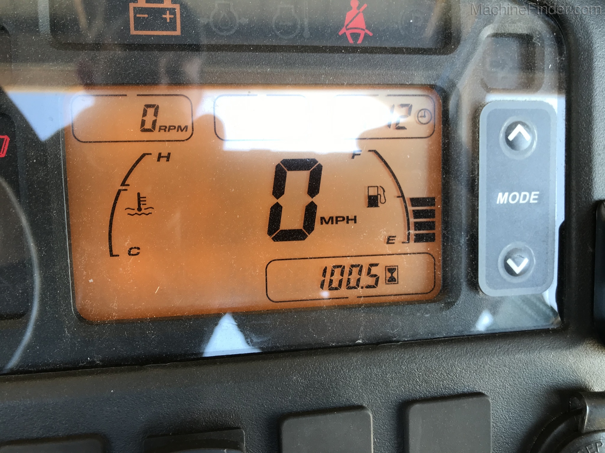 2016 John Deere 825I Image 5