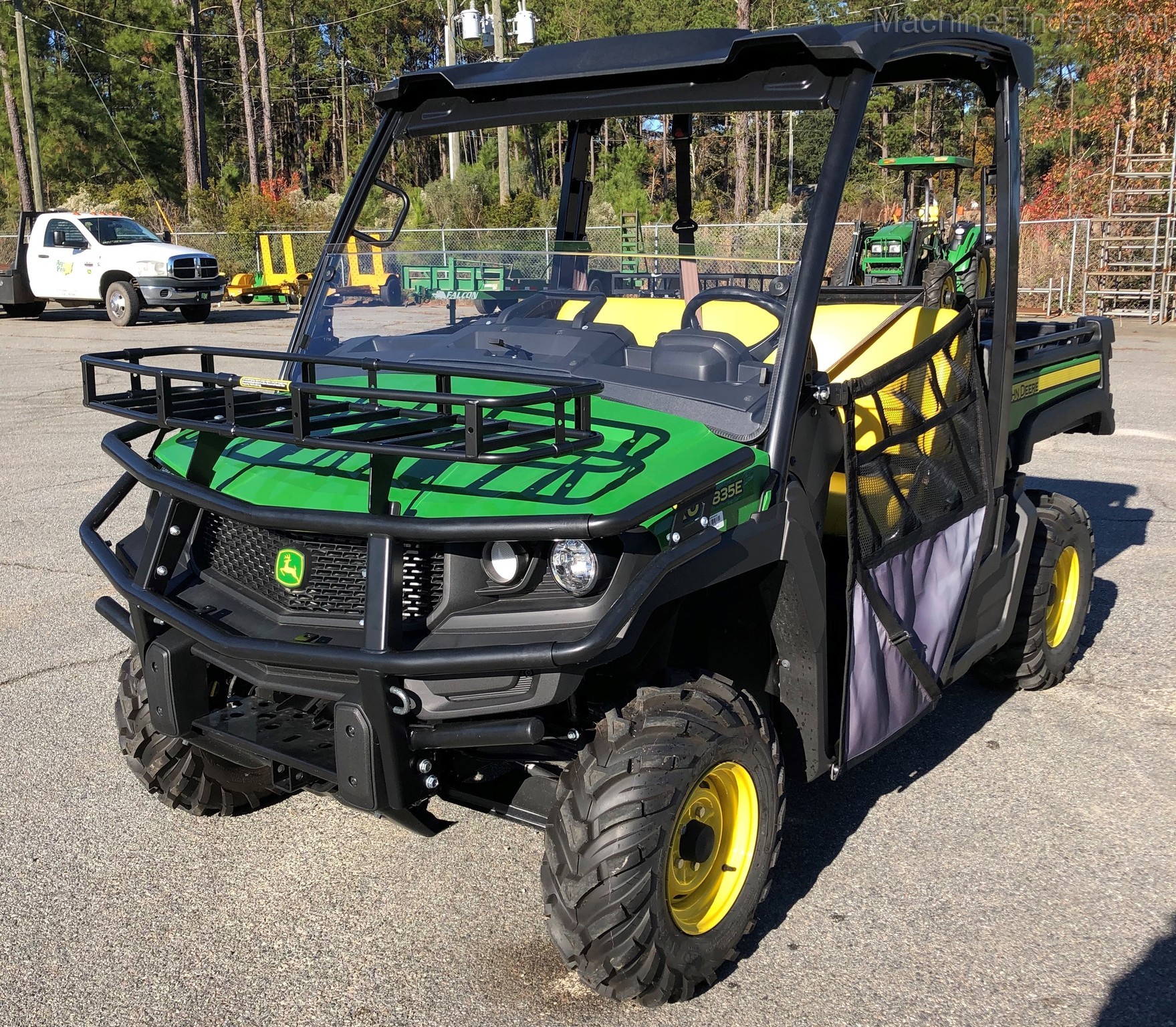 2020 John Deere XUV835E Image 4