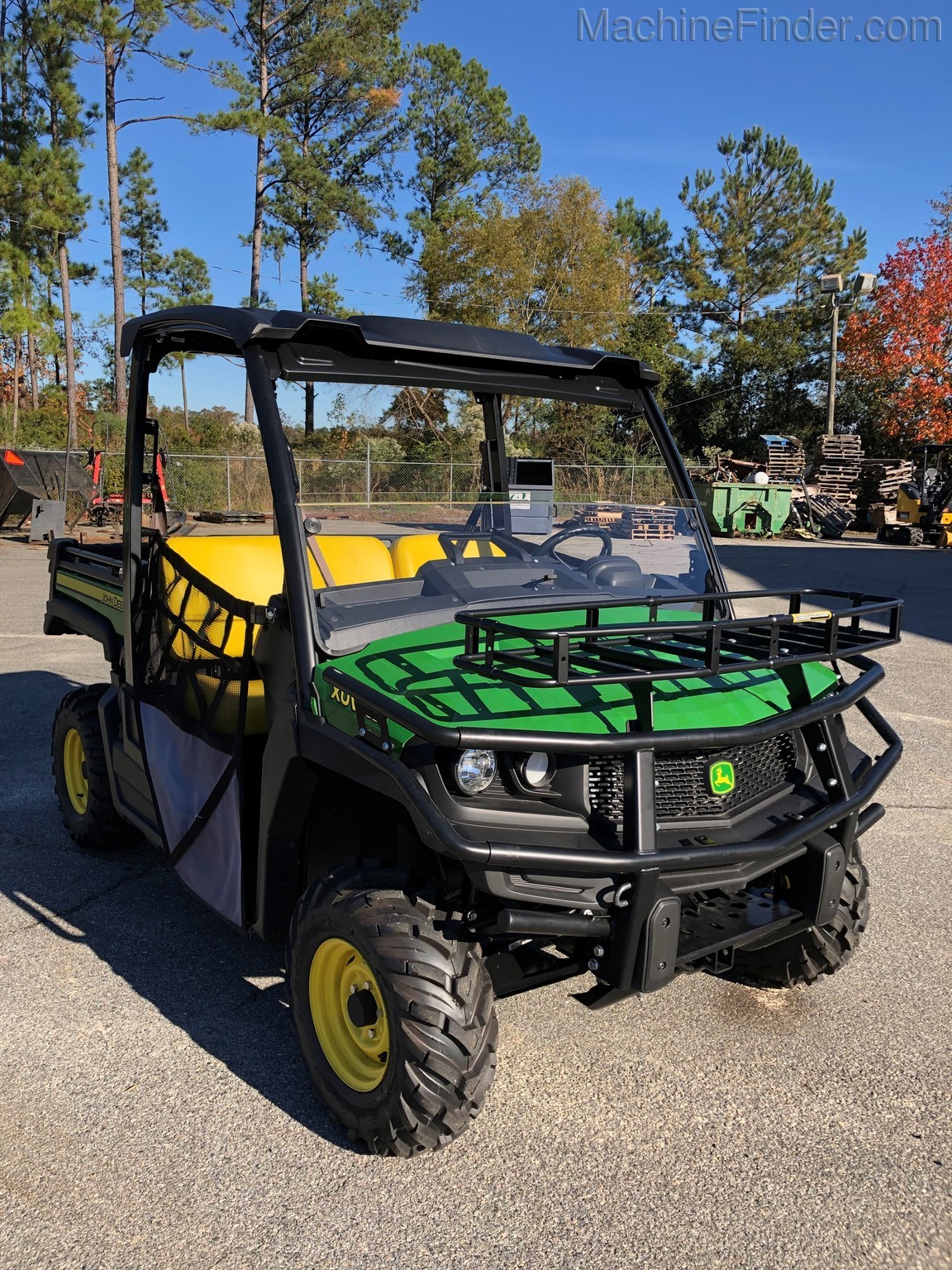 2020 John Deere XUV835E Image 2