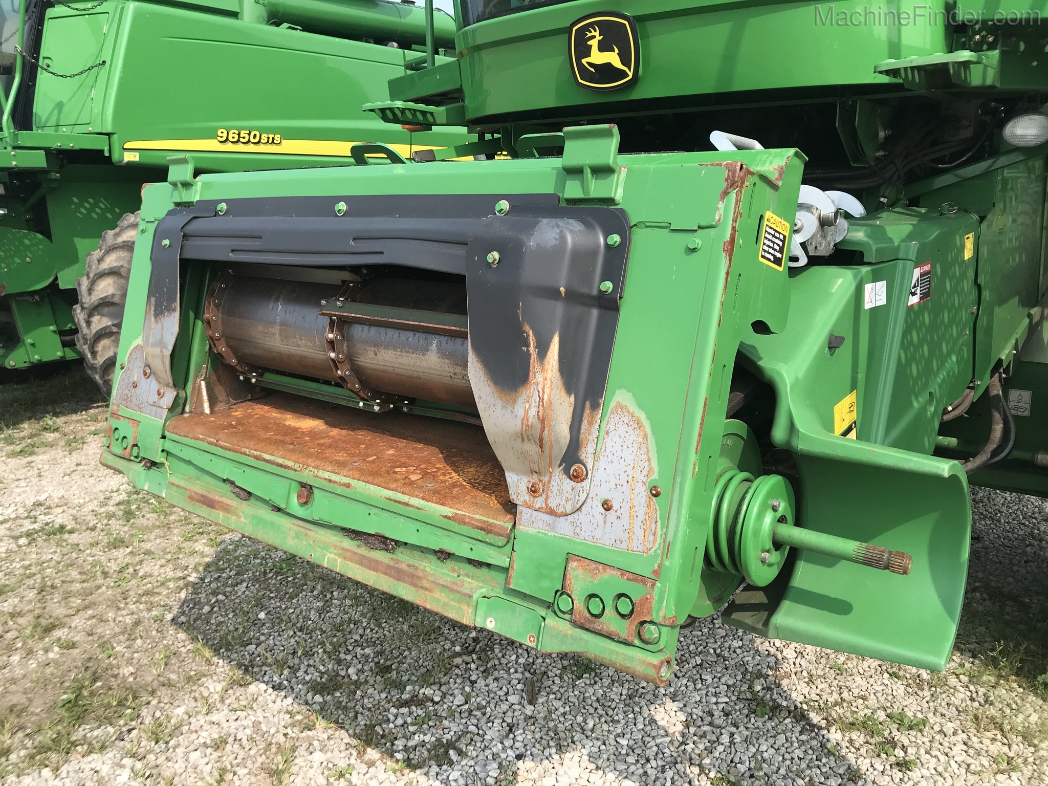 2011 John Deere 9570 STS Image 4