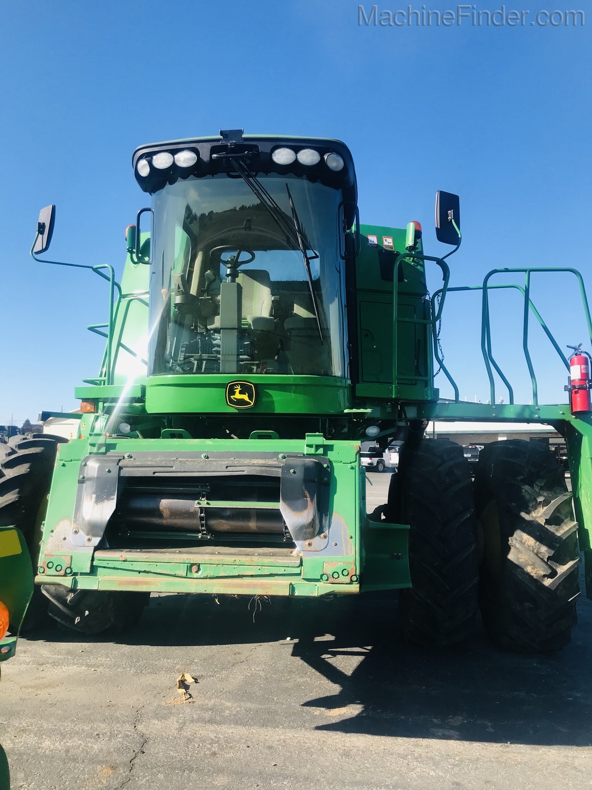 2011 John Deere 9570 STS Image 3