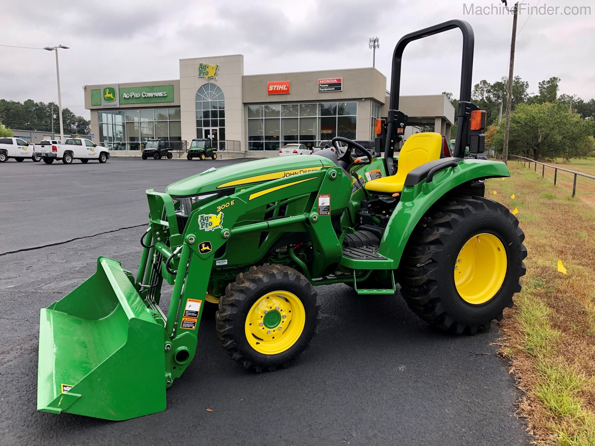 2020 John Deere 3025D Image 1