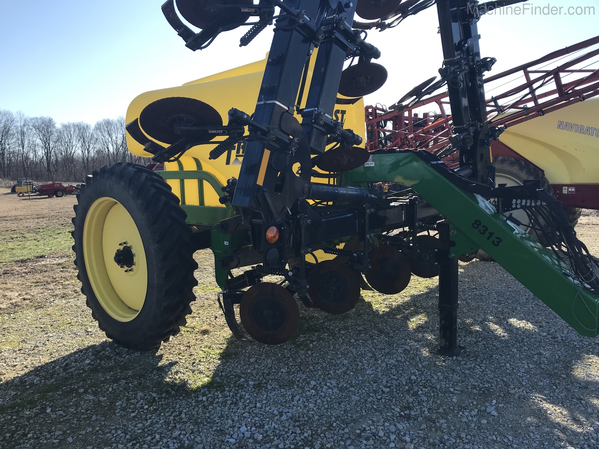 2012 Fast 8313 Image 1