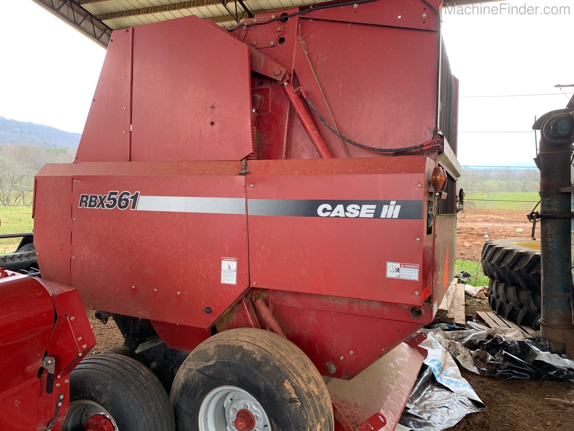 2002 Case IH RBX561 Image 1