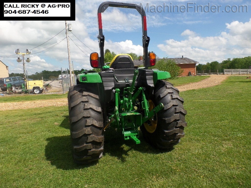 2020 John Deere 4044R Image 5