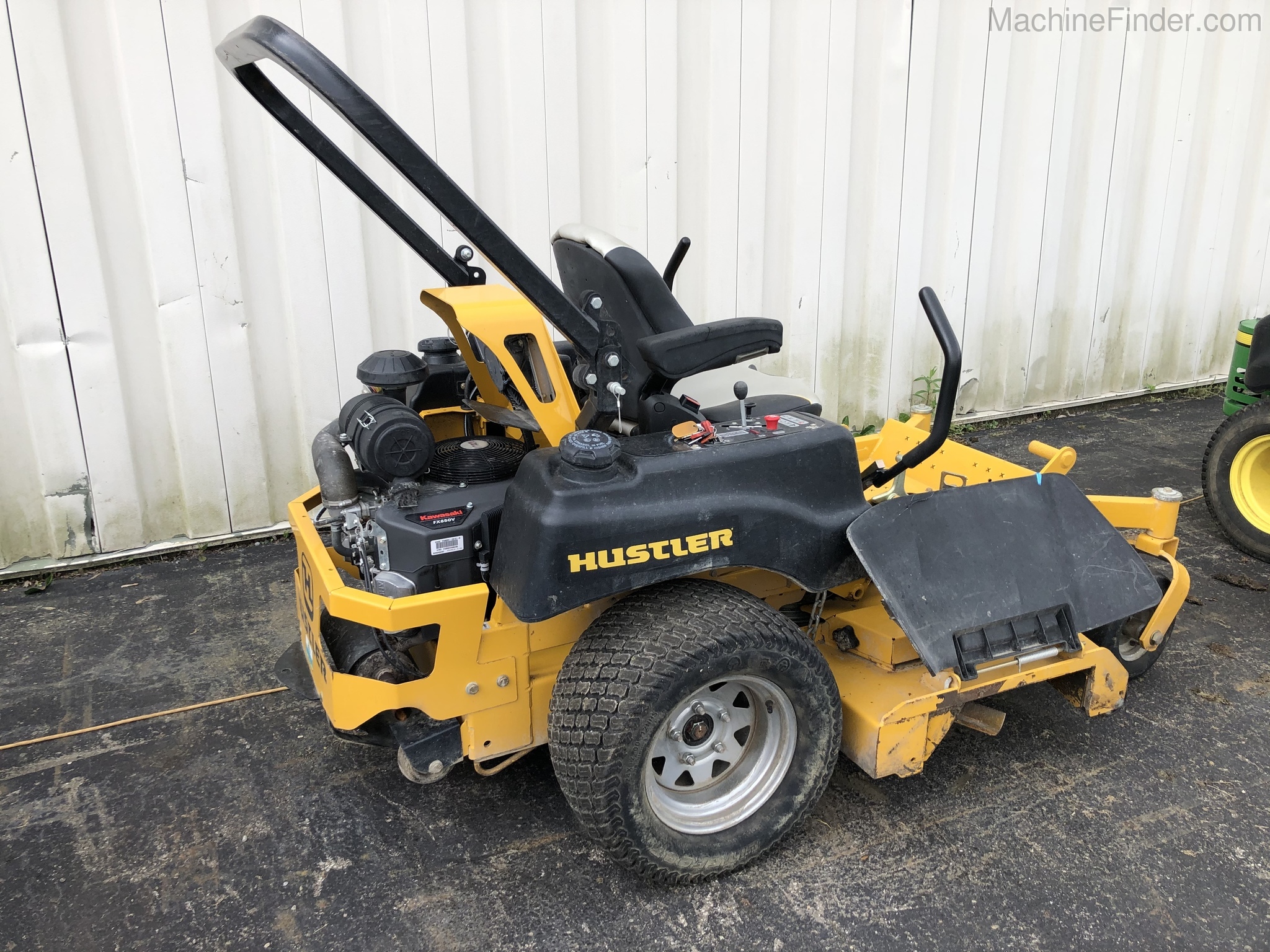 2016 Hustler SUPER Z Image 4