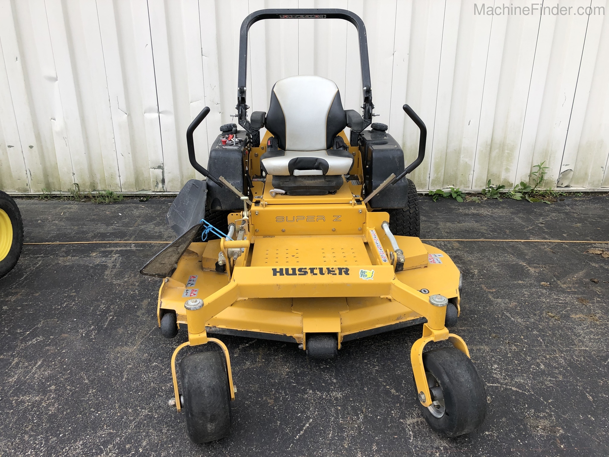 2016 Hustler SUPER Z Image 6