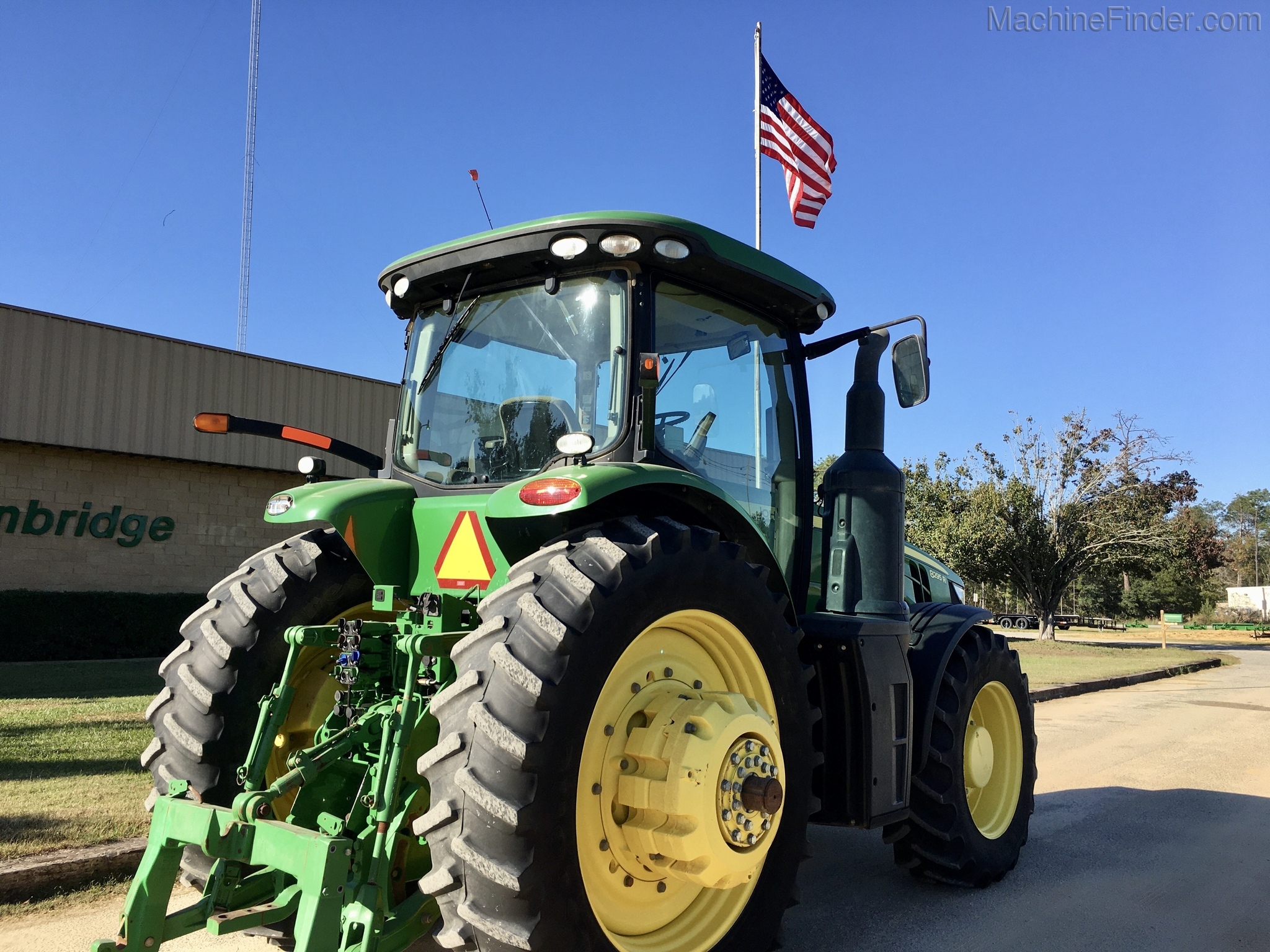 2015 John Deere 8295R Image 3