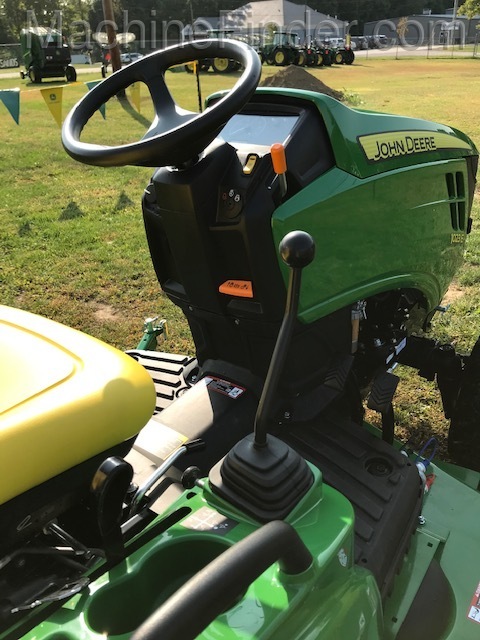 2020 John Deere 1023E Image 11