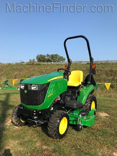 2020 John Deere 1023E Image 3