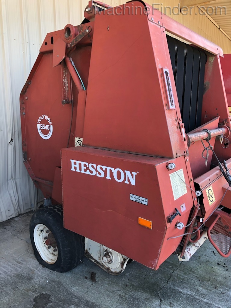 Hesston 5540 Image 1