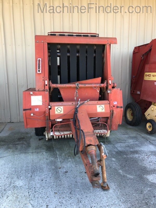 Hesston 5540 Image 2