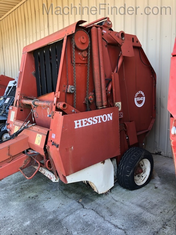 Hesston 5540 Image 3