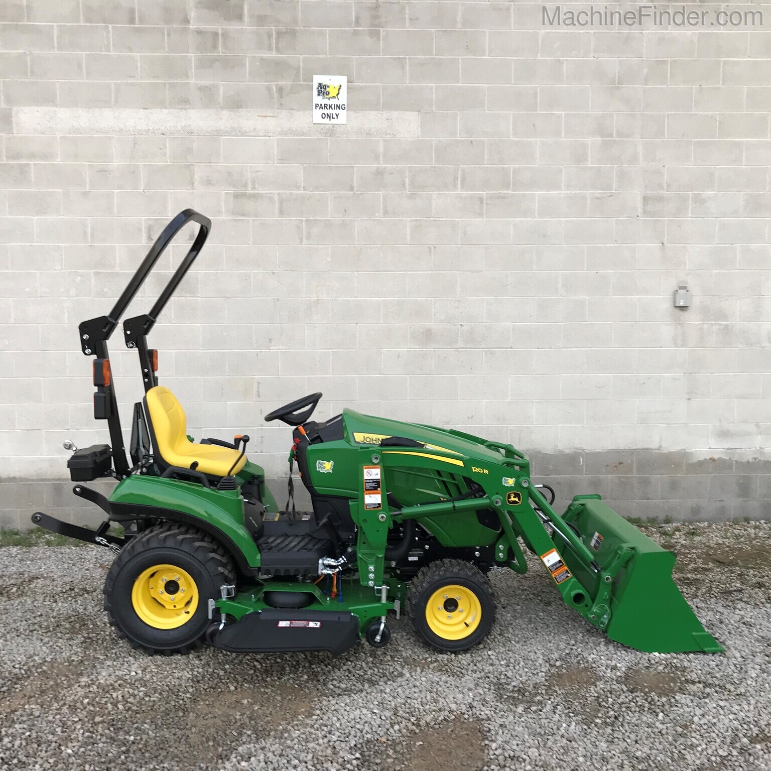 2020 John Deere 1023E Image 5
