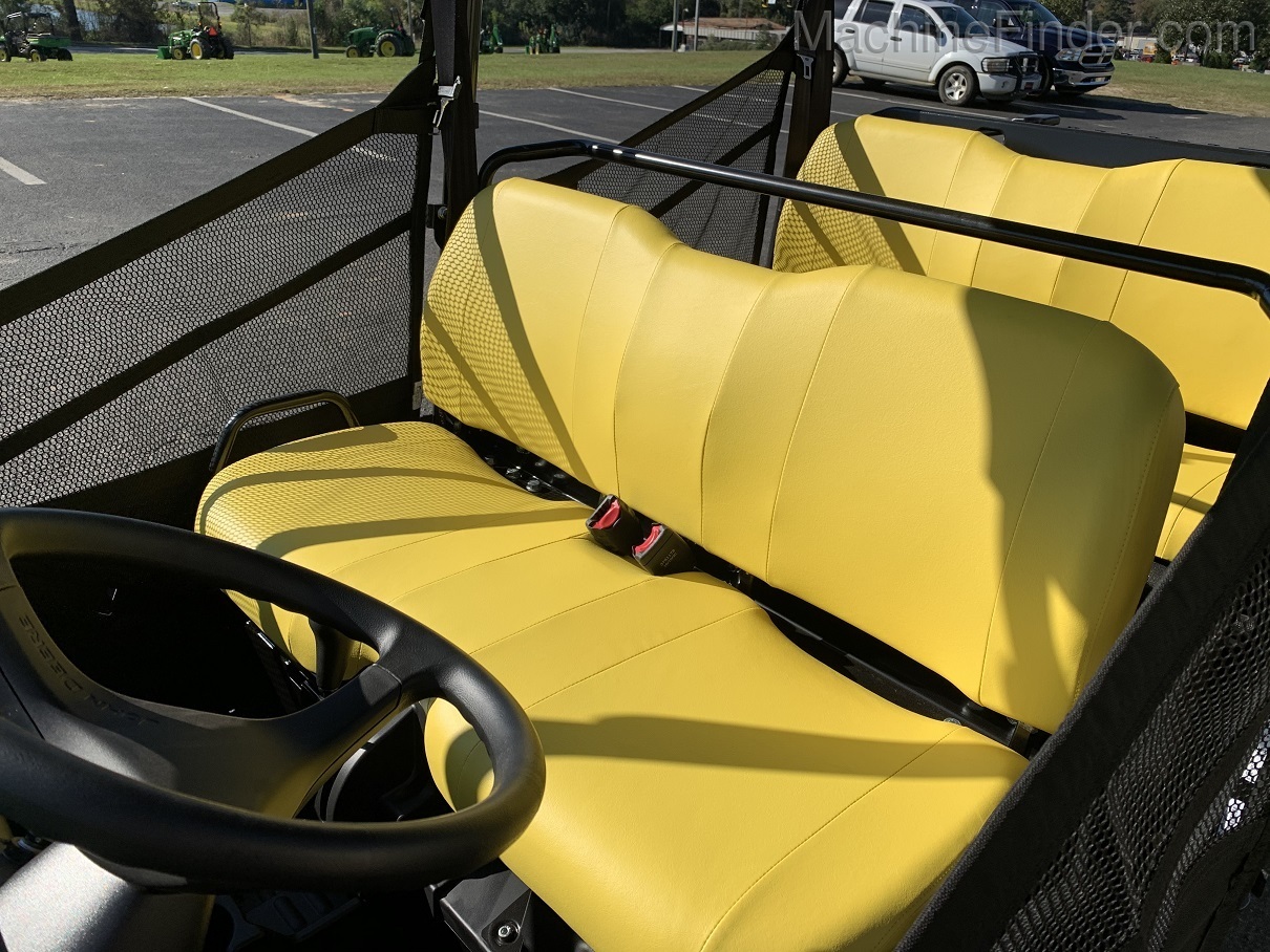 2021 John Deere 825M S4 Image 7