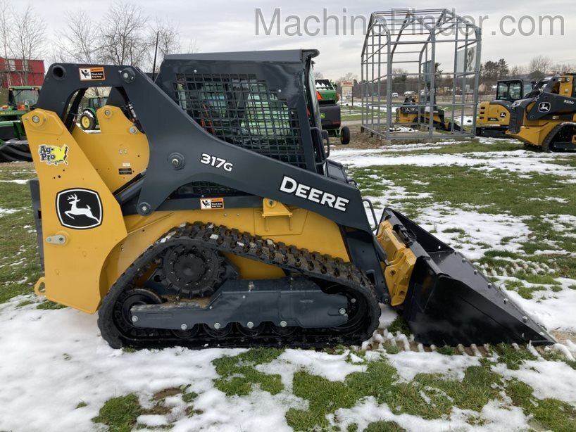 2020 John Deere 317G Image 1