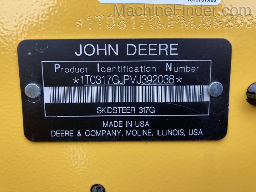 2020 John Deere 317G Image 9
