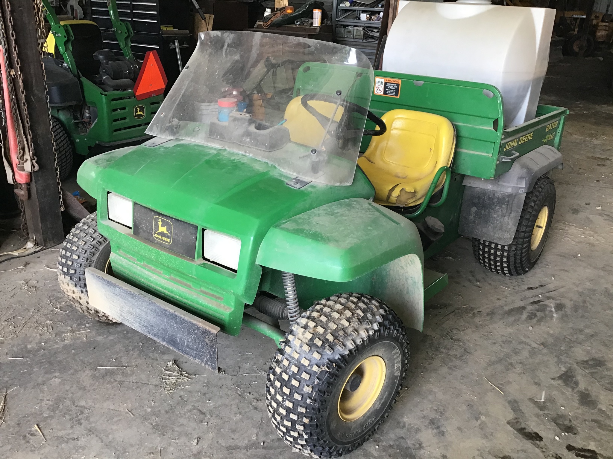 1999 John Deere 4x2 Image 1