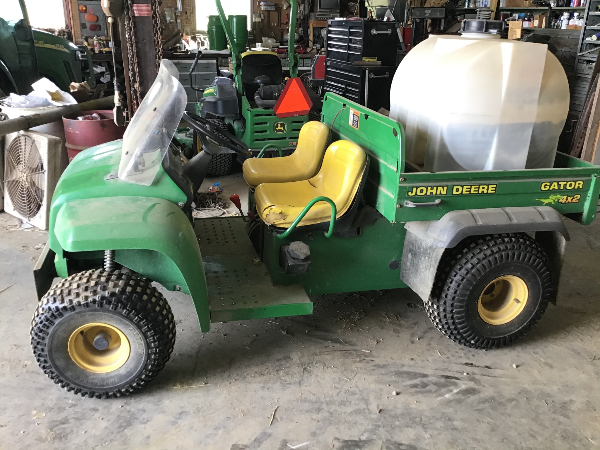1999 John Deere 4x2 Image 3