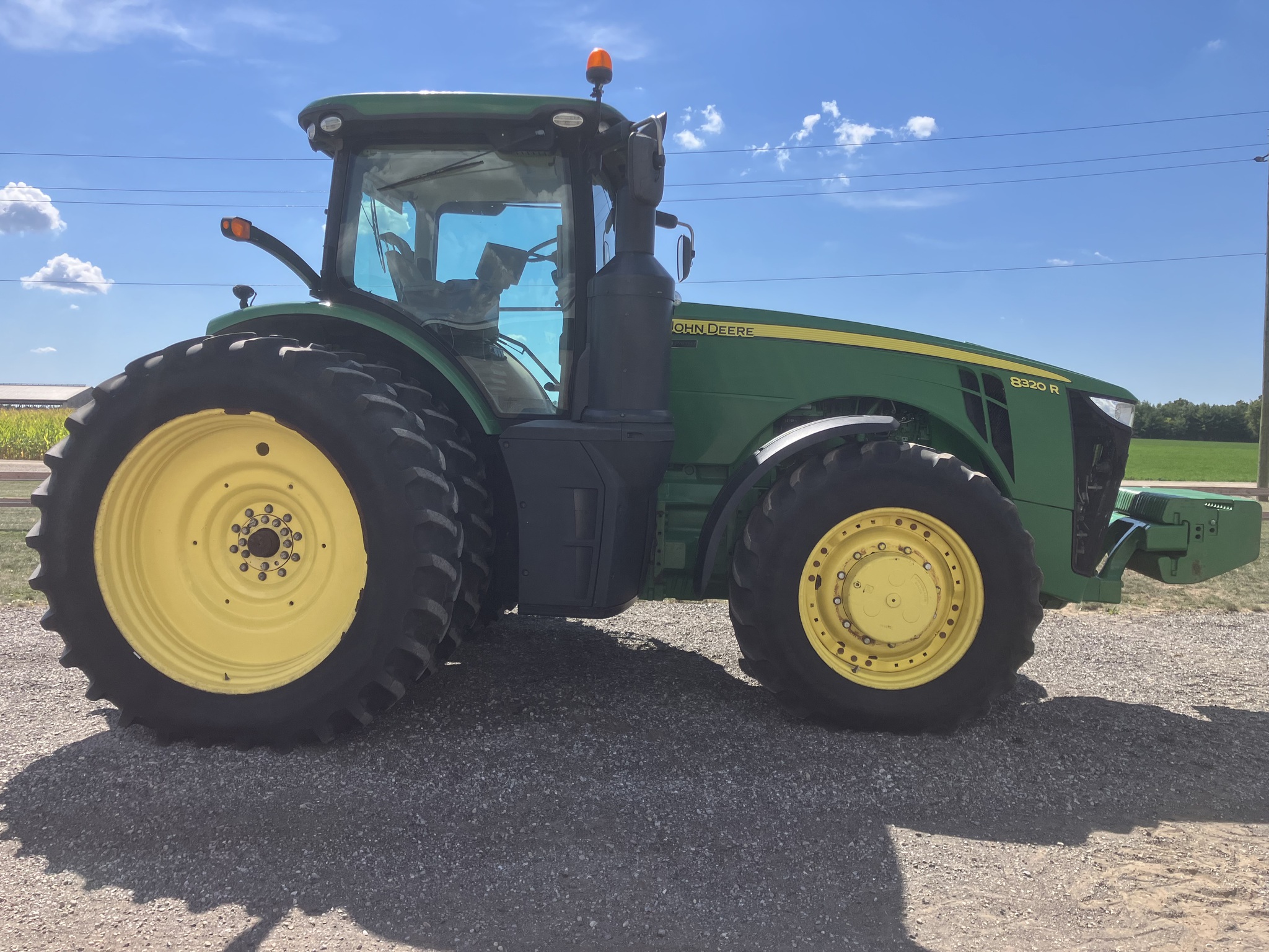 2014 John Deere 8320R Image 5