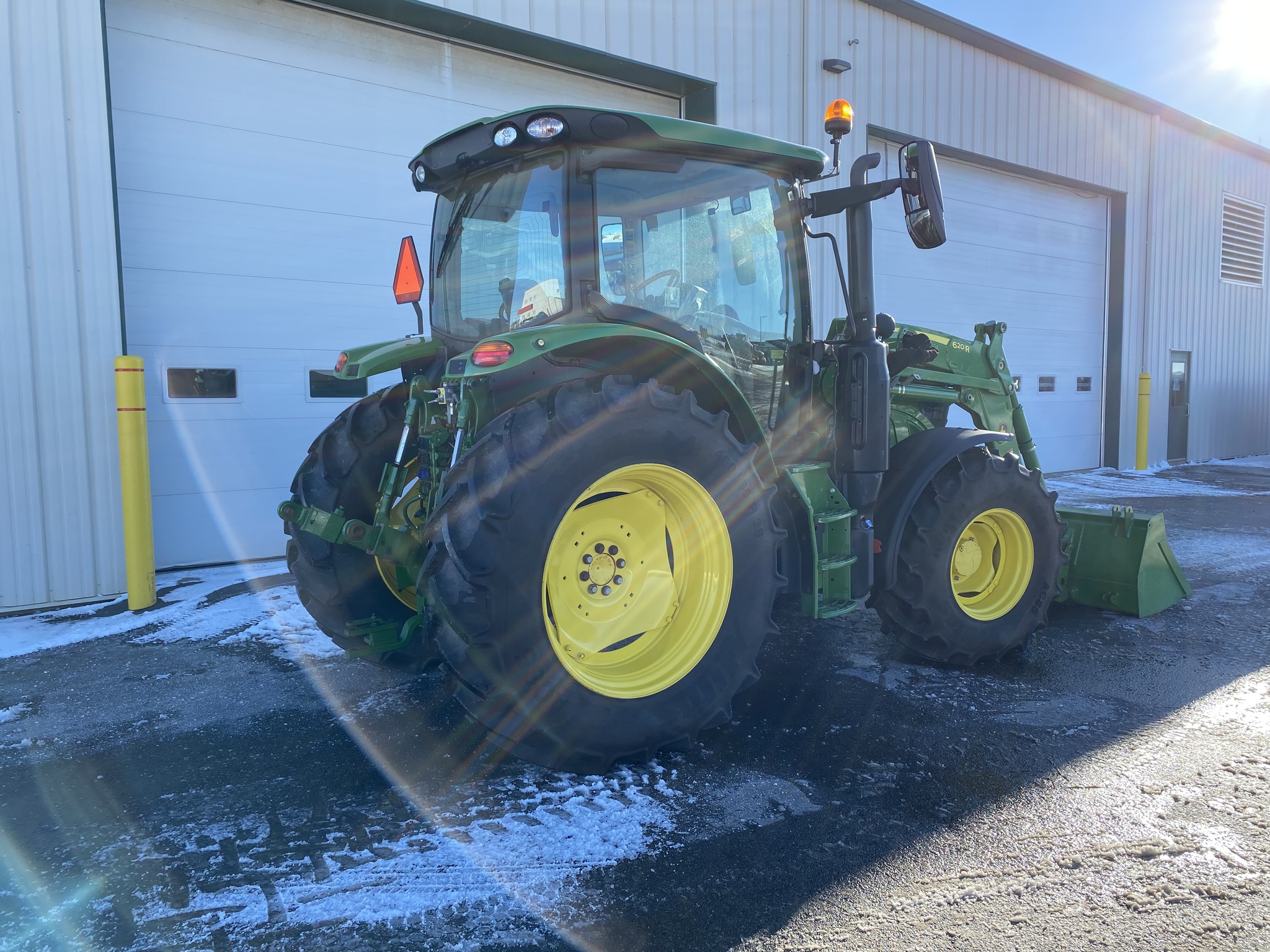 2021 John Deere 6130R Image 2