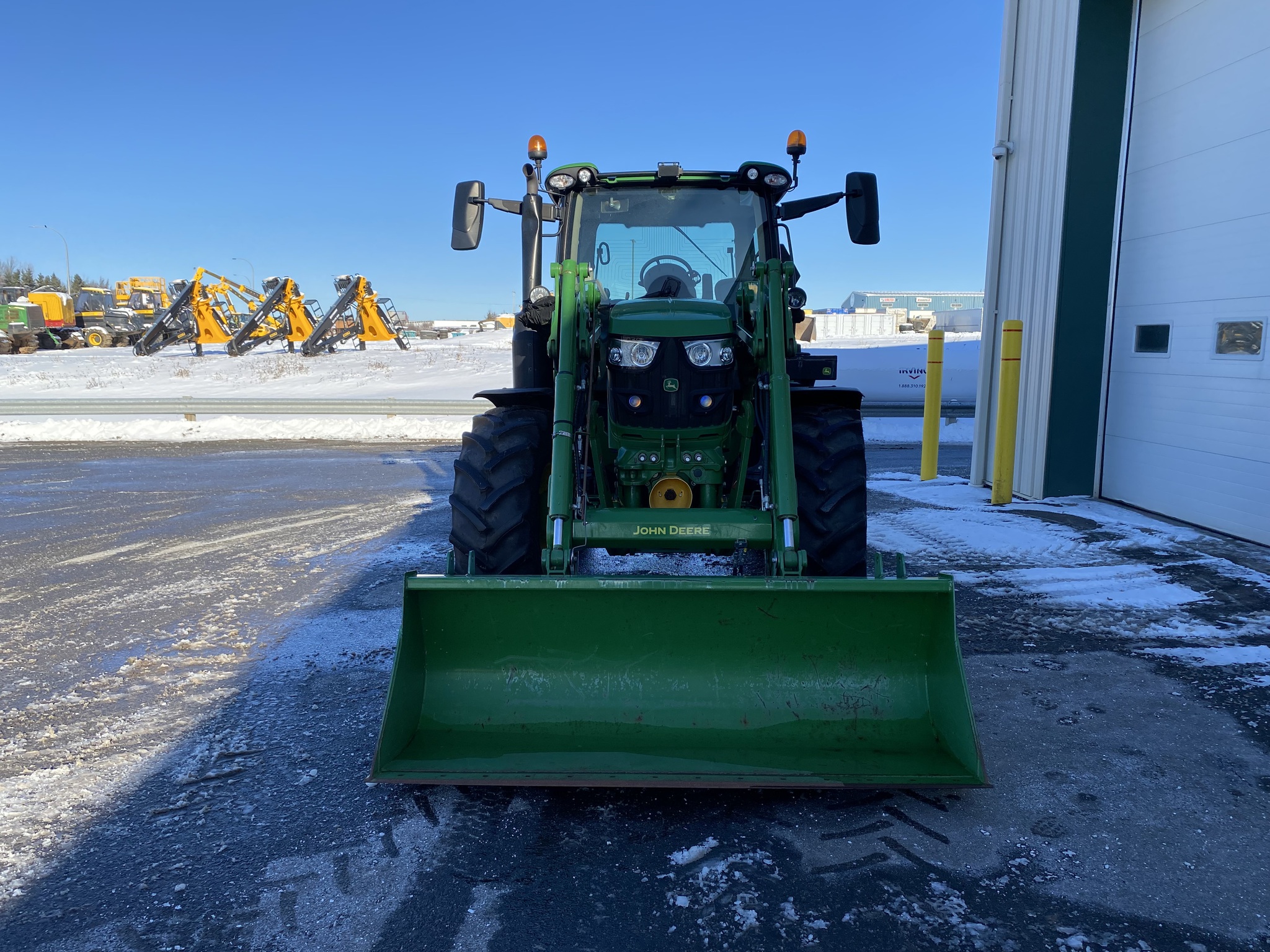 2021 John Deere 6130R Image 6