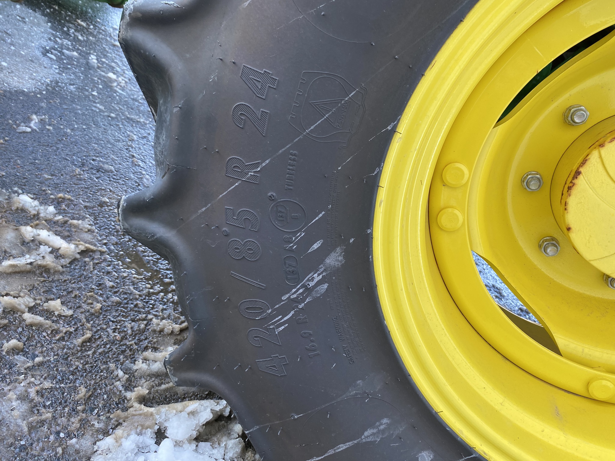 2021 John Deere 6130R Image 9