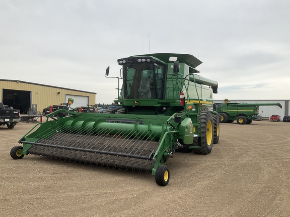 Photo of a 2009 John Deere 9870 STS