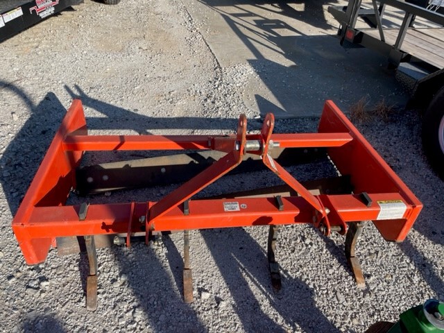 2022 John Deere 3038E Image 9